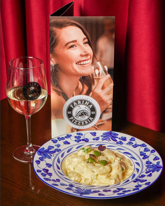 Farina Pizzeria food and wine content